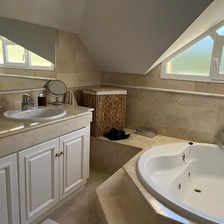 R26 Stunning Penthouse Duplex Elviria