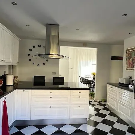 Apartment R26 Stunning Penthouse Duplex Elviria Marbella