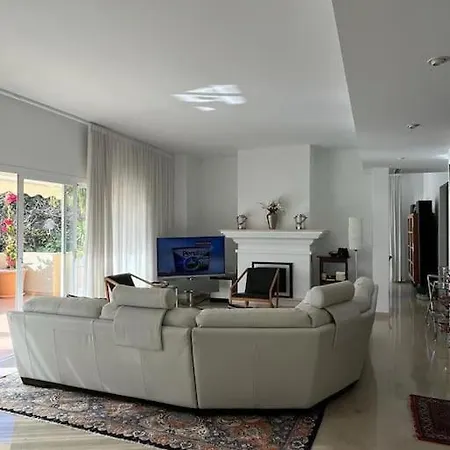 R26 Stunning Penthouse Duplex Elviria * Marbella